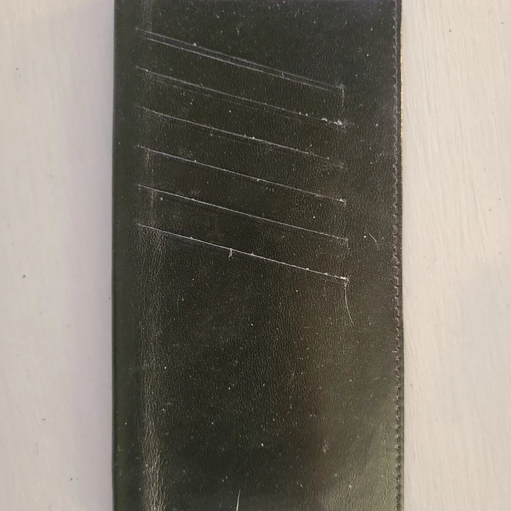 Leather credit card holder/bill fold